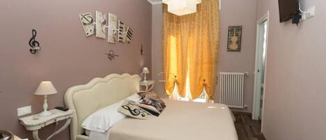 Blackout curtains, iron/ironing board, free WiFi