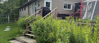 3 Bedroom Lakefront Cottage | OFSC & Trails Nearby