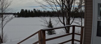 3 Bedroom Lakefront Cottage | OFSC & Trails Nearby