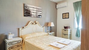 3 bedrooms, iron/ironing board