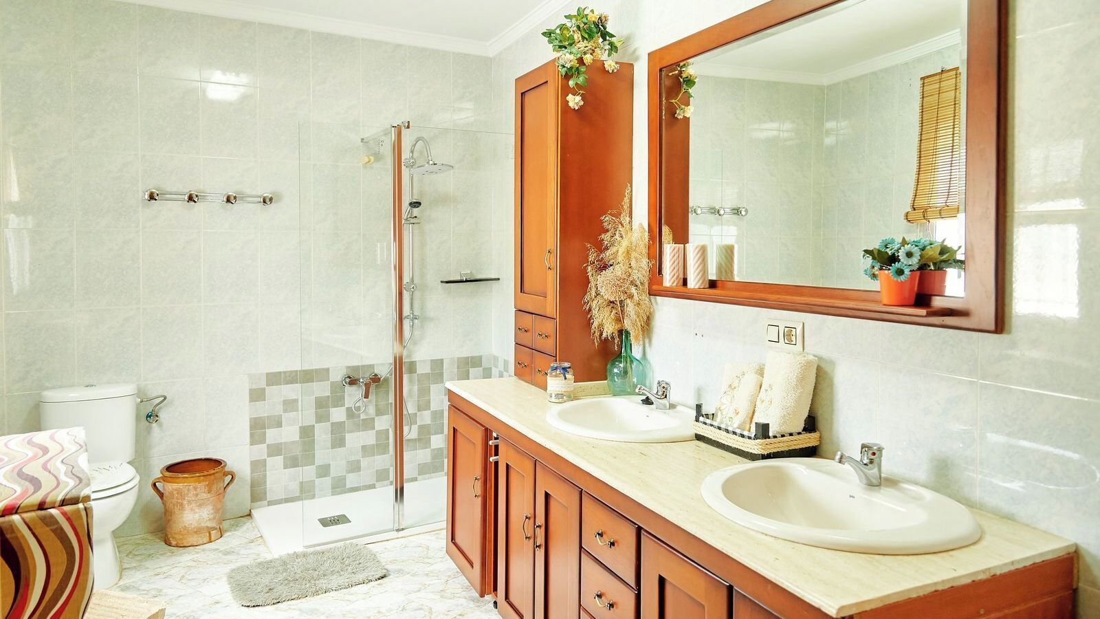 Douche, serviettes fournies