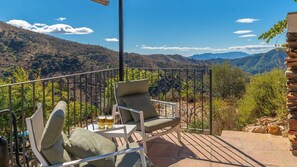 Property grounds - Cortijo Juan Salvador Málaga by Ruralidays (Málaga)