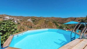 Pool - La Malagueña Rincón de la Victoria by Ruralidays (Málaga)