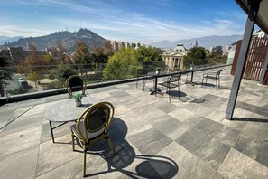 Rooftop terrace - Apart Hotel Dresden (Santiago)