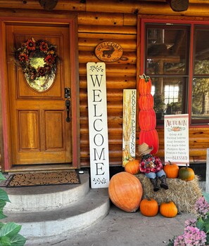 تفاصيل الفندق من الخارج