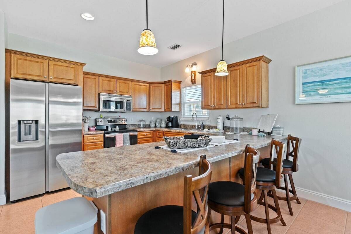 冰箱、微波炉、烤箱、炉灶