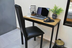 Interior - Cozy 6 bedroom apartment close to the beach, perfect for the office (La Paz)
