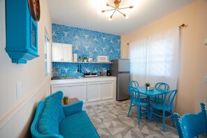 Interior - Turquoise Apartment for 2 — stylish comfort just steps from the sea in La Paz (La Paz)
