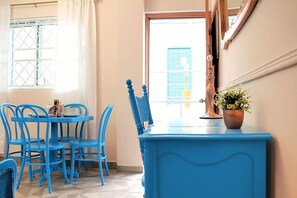 Dining - Turquoise Apartment for 2 — stylish comfort just steps from the sea in La Paz (La Paz)