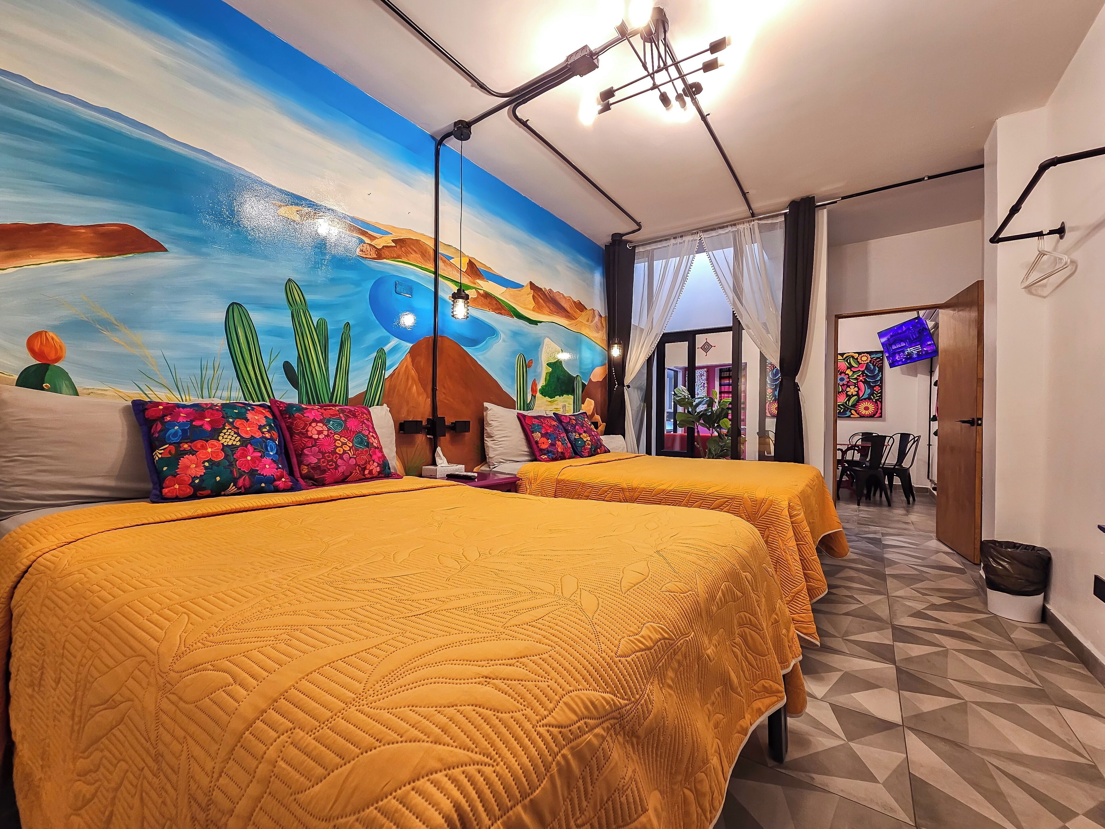 Schreibtisch, Bügeleisen/Bügelbrett, kostenloses WLAN