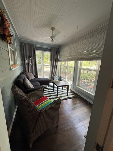 Charming 2-bedroom house in Saint Joseph centrally located