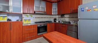 Hostal-Café Casa Macondo in Santa Marta - bedrooms available