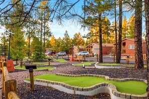 Property grounds - #153: Pine 1Bdrm/1st Flr Patio Roundhouse Resort (Pinetop Country Club)