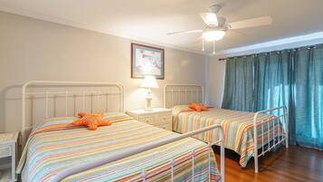 Biệt thự, nhiều giường, có thể sử dụng hồ bơi, quang cảnh biển (Ocean Club Villa A325) | 2 phòng ngủ