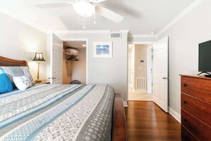 Villa, varias camas, acceso a la alberca, vista al océano (OCV - A325) | 2 habitaciones, decoración personalizada y muebles diferentes 