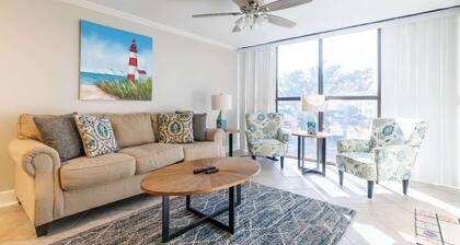 Cozy 2 bed 2 Bath Condo at the Beachside Ocean Club Villas