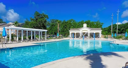 Legacy Villa 2602 - 3 Bedroom 2 Bath With Garage in Beachside Neighborhood