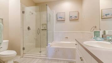 Villa, Multiple Beds, Patio, Beach View (Legacy Villa 0506) | Bathroom | Towels
