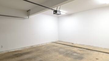 Villa, Multiple Beds, Patio, Beach View (Legacy Villa 506) | Interior