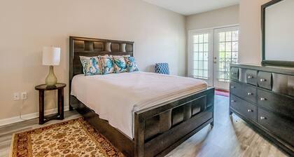 Legacy Villa 506 - 2 Bedroom 2 Bath With Garage in Beachside Neighborhood