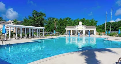Legacy Villa 506 - 2 Bedroom 2 Bath With Garage in Beachside Neighborhood