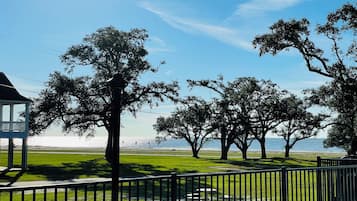 House, Multiple Beds, Patio, Ocean View (Beau Clair -146) | View from room
