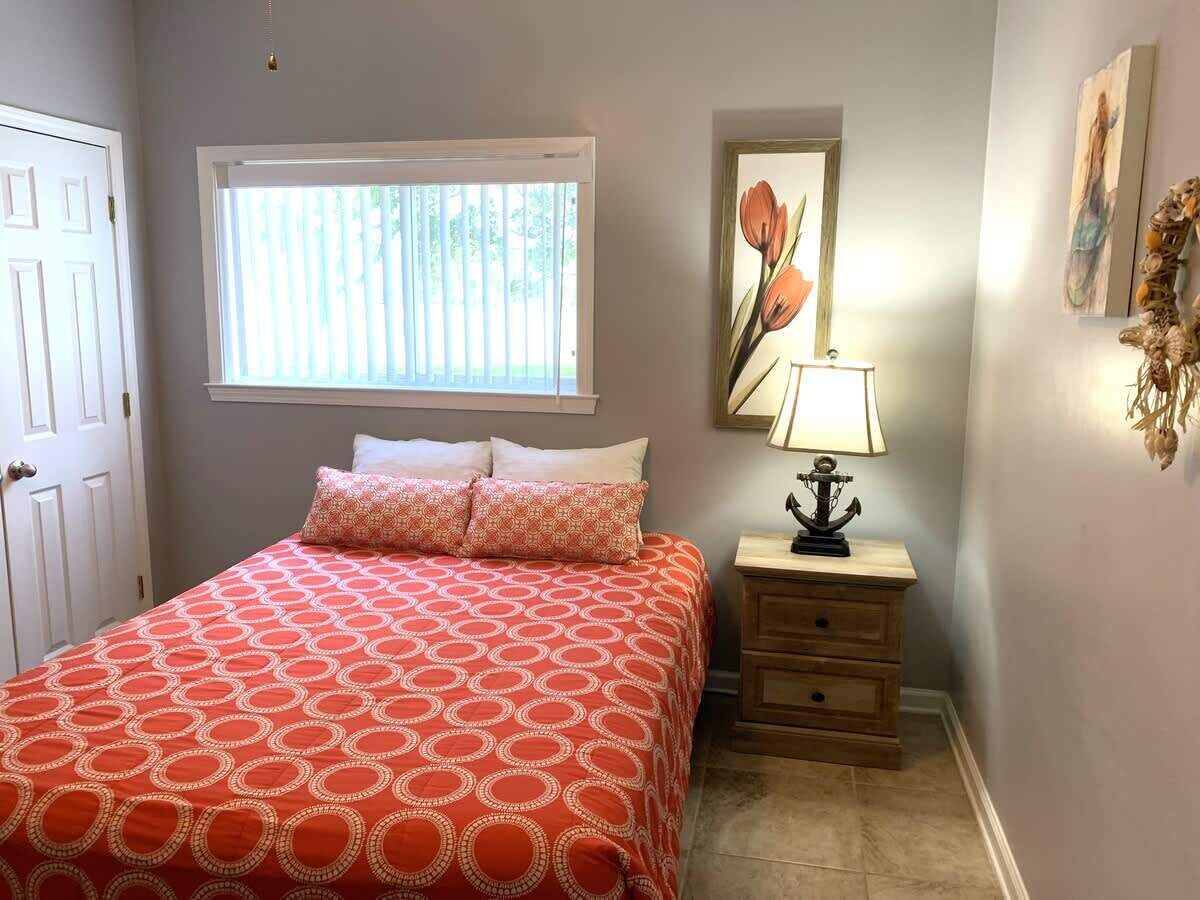 House, Multiple Beds, Patio, Ocean View (Beau Clair 146) | 2 bedrooms, individually decorated, individually furnished, bed sheets