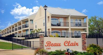 146 Beau Clair - Beachside Townhome With Pool in Long Beach
