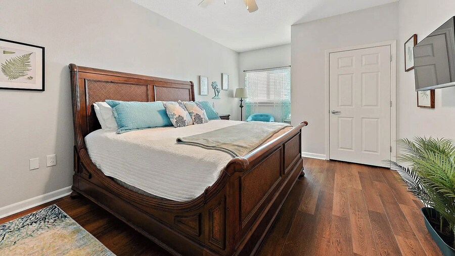 Spacious Beach View, End Unit in Legacy Tower 2-1301 - 3 Bedroom 3 Bath Condo