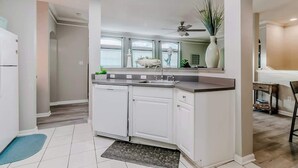 วิลล่า, หลายเตียง, วิวชายหาด (Legacy Villa 2604) | ภายใน