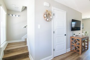 Småhus, flere senger, terrasse, strandutsikt (Coral Breeze 133) | Innvendig