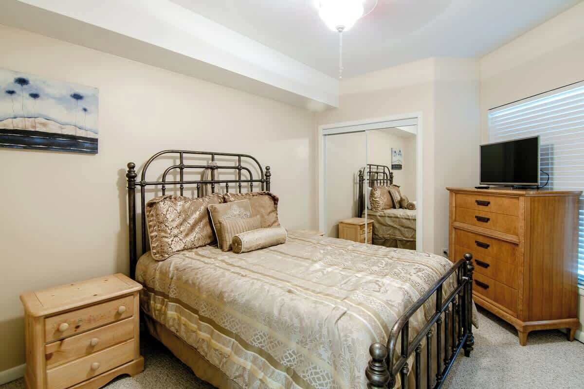 Condo, Multiple Beds, Pool Access, Ocean View (Legacy Tower I 1104)