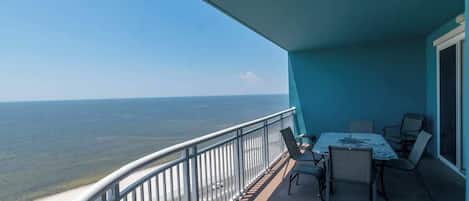 Condo, Multiple Beds, Pool Access, Ocean View (Legacy Tower II 1101) | Outdoor dining