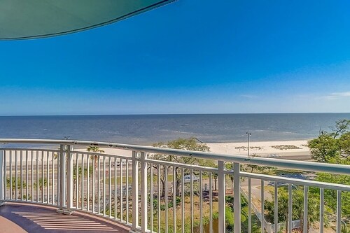 Beachview Condo at Legacy Tower 2 -708 - Fully Furnished 2 Bedroom 2 Bathroom