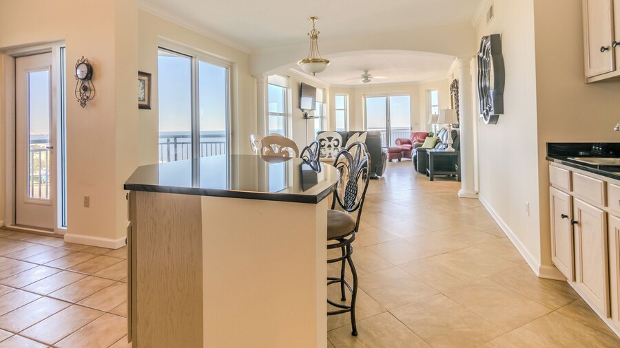Spacious Beachview End Unit in Legacy Tower 1 -1101 - 3 Bedroom 3 Bath Condo