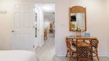 Condo, 1 Queen Bed, Hot Tub, Ocean View (Cypress Cove 103) | 1 bedroom, individually decorated, individually furnished, bed sheets
