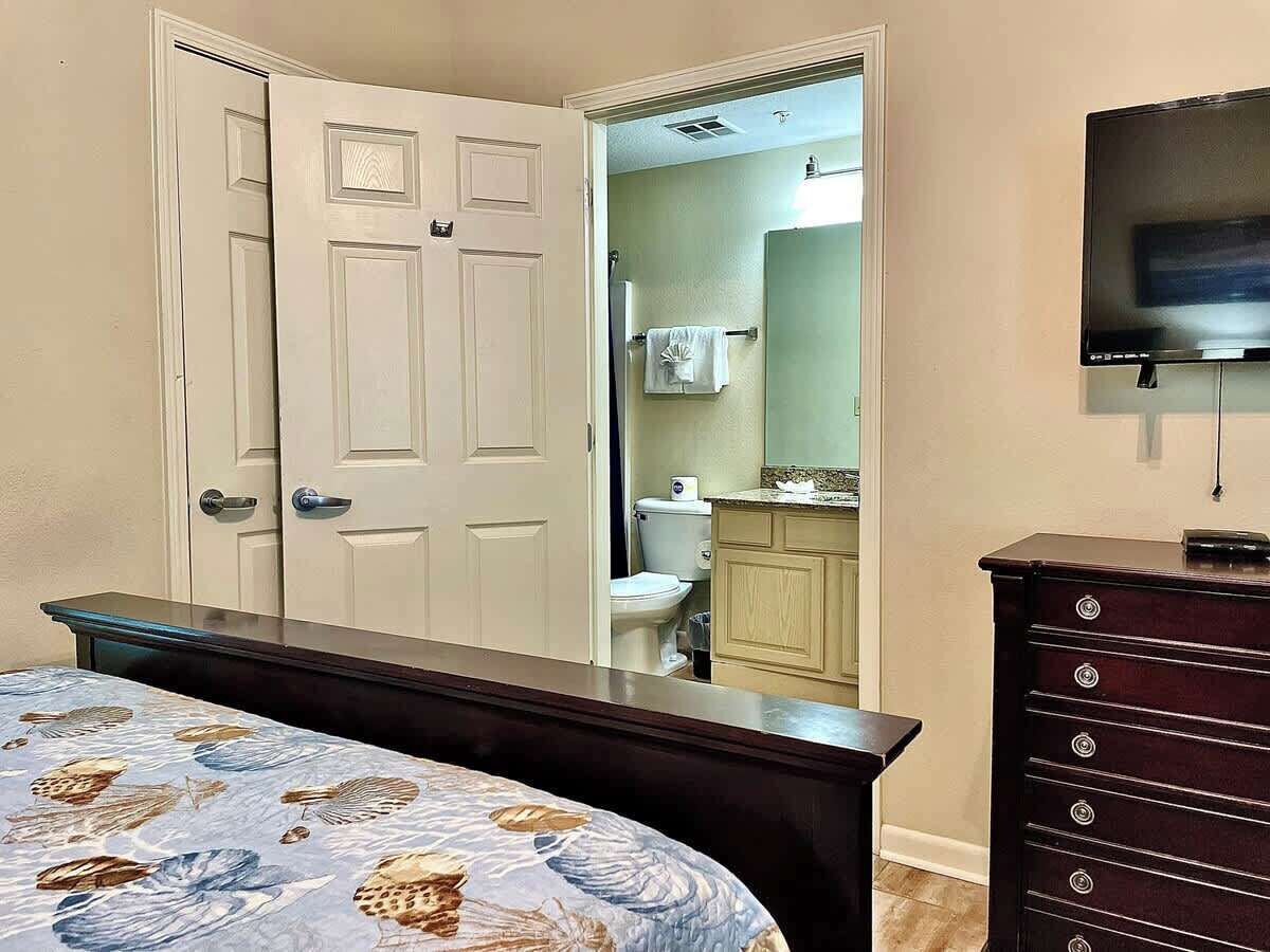 Condo, Multiple Beds, Pool Access, Ocean View (Legacy Tower II 0809) | 3 bedrooms, individually decorated, individually furnished