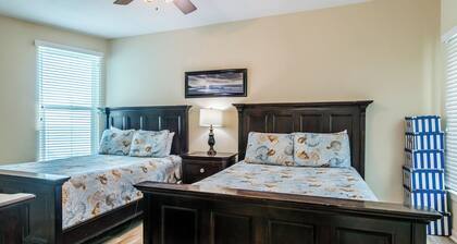 Spacious Beachview End Unit in Legacy Tower 2 -809 - 3 Bedroom 3 Bath Condo