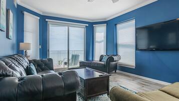 Condo, Multiple Beds, Pool Access, Ocean View (Legacy Tower 2 -809) | Living area