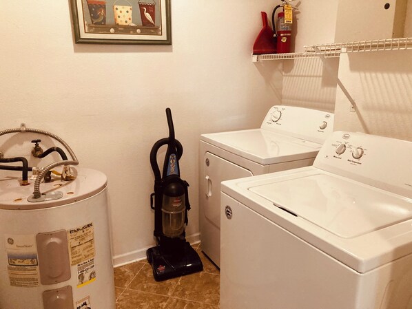 Villa, Multiple Beds, Patio, Beach View (Legacy Villa 1306) | Interior