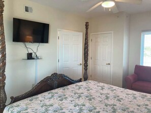 Condo, Multiple Beds, Pool Access, Ocean View (Legacy Tower I 0501) | 3 bedrooms, individually decorated, individually furnished - Spacious Beachview End Unit in Legacy Tower 1-501 - 3 Bedroom 3 Bath Condo (Gulfport)
