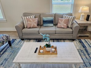 Living area - Brand New Home With Beach Views! Fully Furnished 3 Bedroom Home in Gulfport (Gulfport)