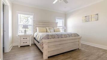 Rumah, Beberapa Tempat Tidur, patio, pemandangan samudra (Seaside Bliss) | 3 kamar tidur dan didekorasi berbeda-beda