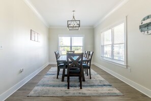 House, Multiple Beds, Patio, Ocean View (Seaside Bliss) | Dining