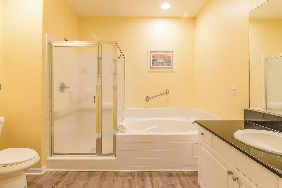 Villa, Multiple Beds, Patio, Beach View (Legacy Villa 1702) | Bathroom | Towels