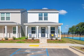 Exterior - Brand New, Fully Furnished, 3 Bedroom Cottage! (Biloxi)