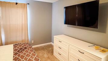 Condo, Multiple Beds, Hot Tub, Beach View (Harbor Landing G02) | 2 bedrooms, individually decorated, individually furnished