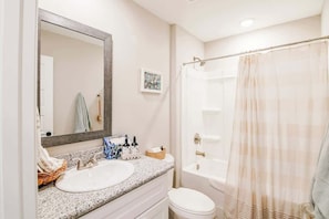 House, Multiple Beds, Patio, Golf View (Golfing Green) | Bathroom | Towels - Brand New, Fully Furnished 3 Bedroom, 3 Bathroom Home in Ocean Springs! (Ocean Springs)