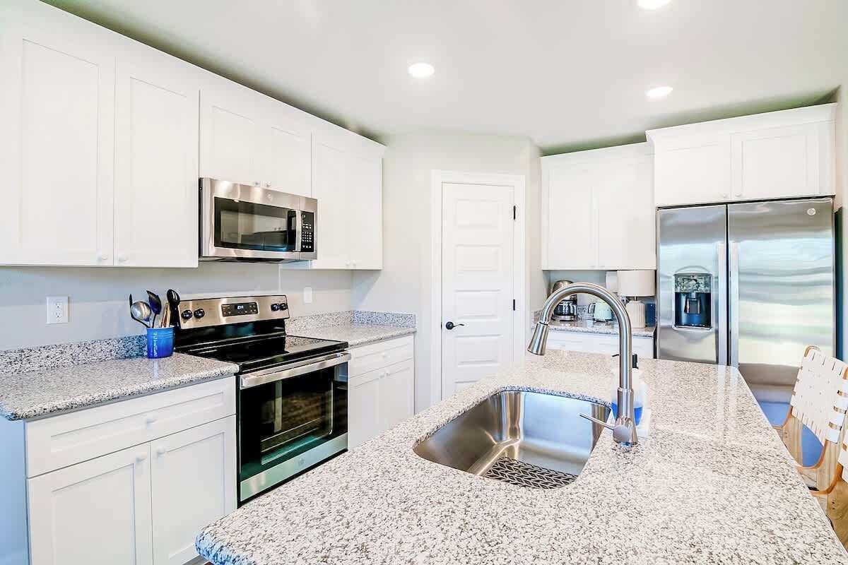 House, Multiple Beds, Patio, Golf View (Golfing Green) | Private kitchen