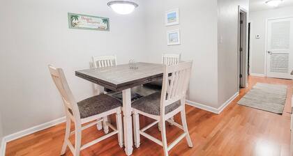 Cozy 2 Bedroom, 2 Bathroom Condo Located at Harbor Landing!